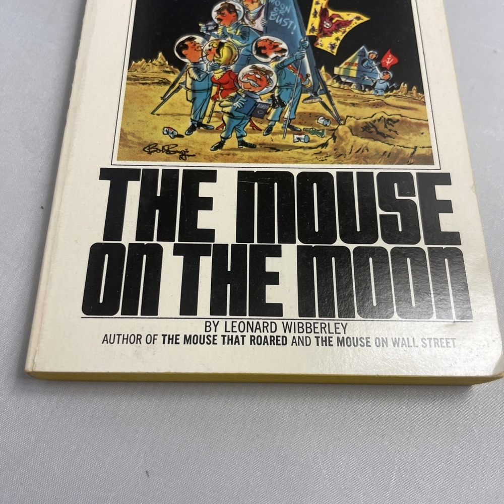 The Mouse on the Moon by Leonard Wibberley 1971 Bantam Books Paperback - Picture 4 of 13